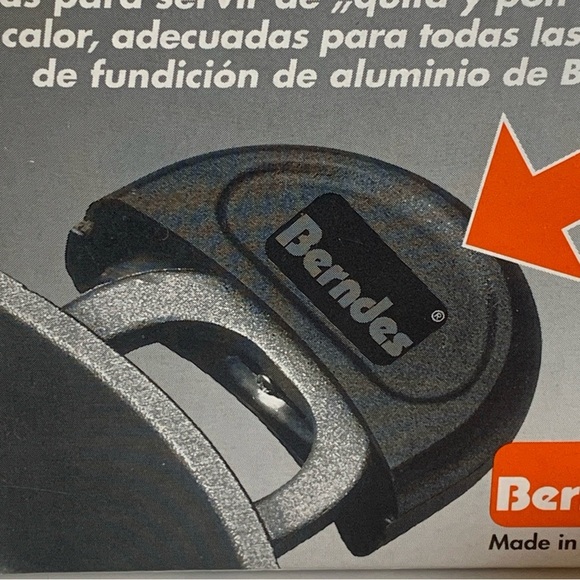 Berndes Double Serving Handle Covers Clip-O For Roasting Pan Cookware Accessory - Picture 2 of 10